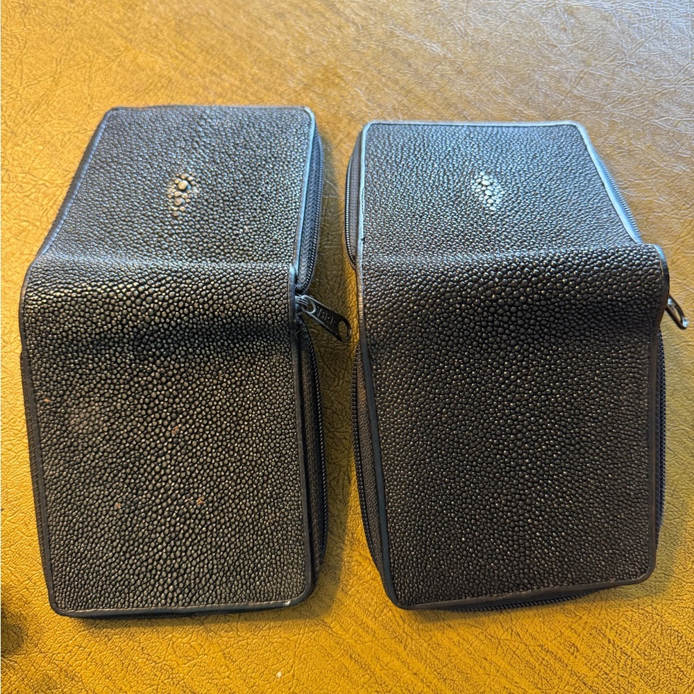 Elegant Black Stingray Leather Wallet—Vintage Shagreen! - Picture 2 of 9